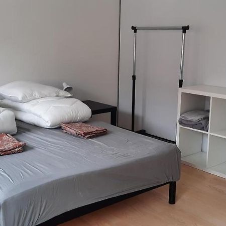 Private Room In A Shared Apartment オーデンセ エクステリア 写真