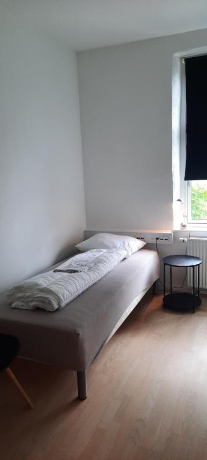 Private Room In A Shared Apartment オーデンセ エクステリア 写真