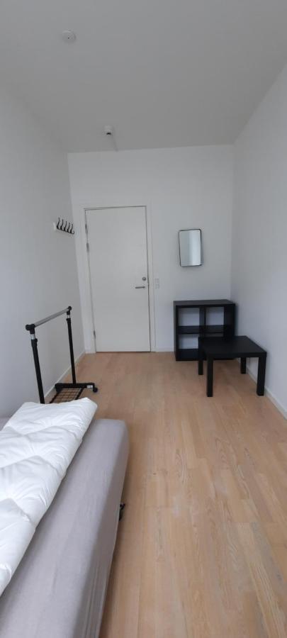 Private Room In A Shared Apartment オーデンセ エクステリア 写真